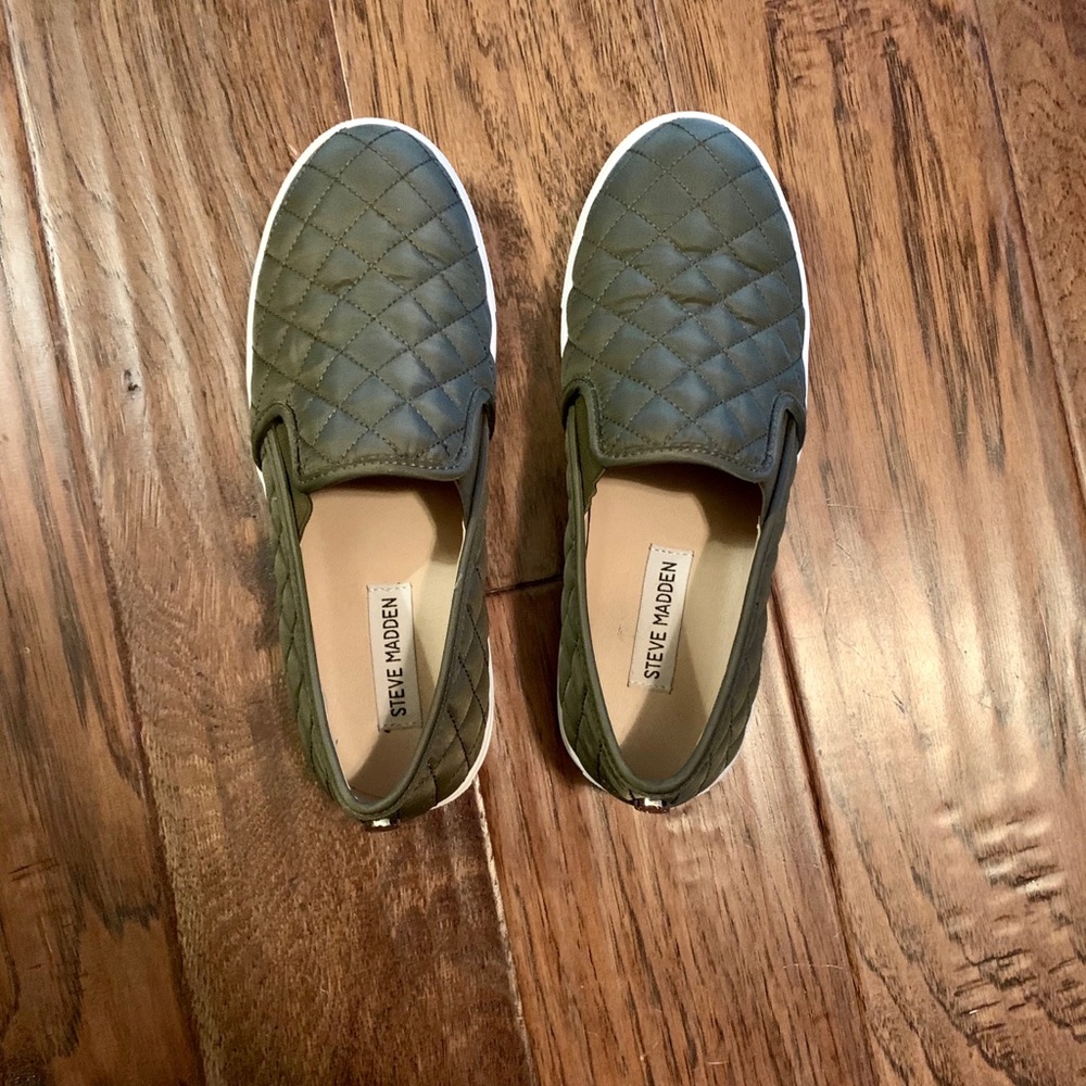 Steve Madden Ecentrcq Slip On Sneakers